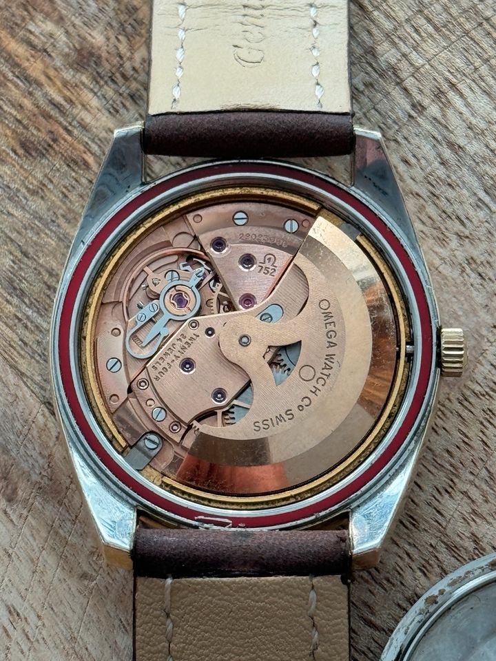 Uhr Omega De Ville gold cap. Cal. 752 in Monschau