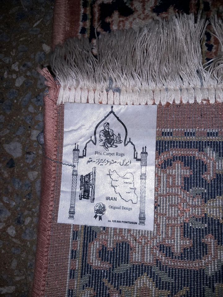Iranischer Gebetsteppich in Dorfen
