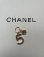 Chanel Ohrringe Charm Anhänger Armband Kette Gold Hessen - Kelkheim Vorschau