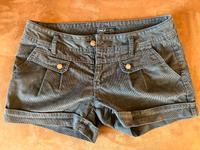Kurze Hose Only Größe W38 Niedersachsen - Großheide Vorschau