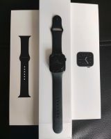 APPLE WATCH SERIES 6 / 44mm / GPS ALUMINIUM & CERAMIC (Glas Riss) Frankfurt am Main - Oberrad Vorschau