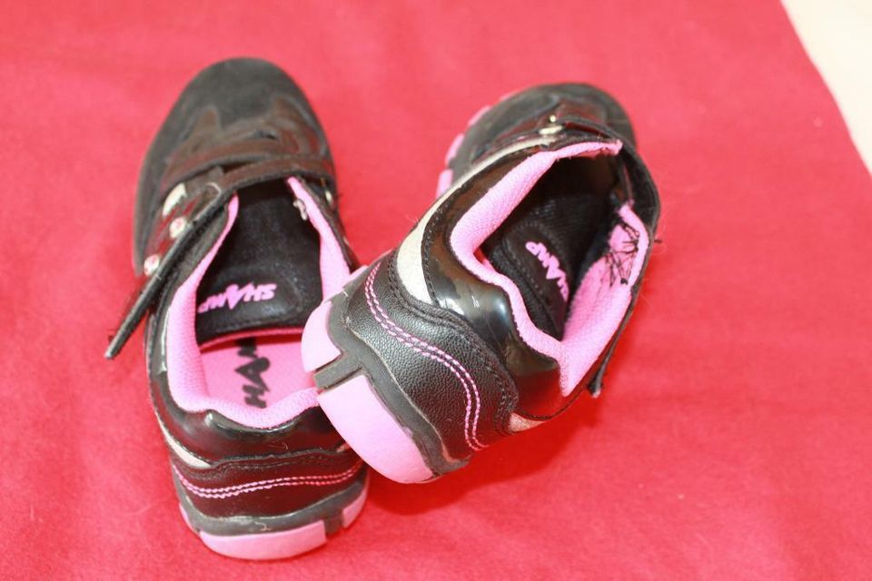 Sneaker schwarz/pink mit Straß, Silber und Lack-Sport Gr.31 in Vechelde