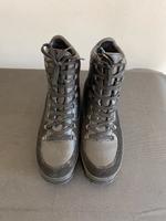 Meindl Wanderstiefel Boots Herren Outdoor Trekking Gr. 43 1/2 Nordrhein-Westfalen - Mülheim (Ruhr) Vorschau
