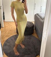NEU enges Midikleid mit Schlitz hinten Düsseldorf - Benrath Vorschau