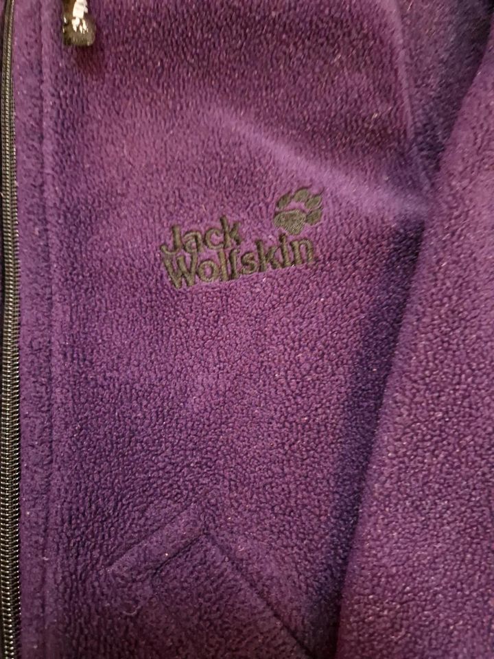 Fleecejacke gr 98/104 Jack wolfskin in Nienburg (Weser)