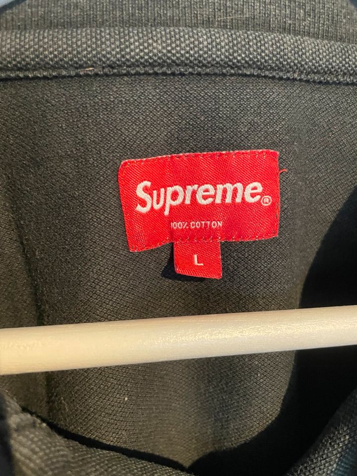 Supreme Polo in Köln