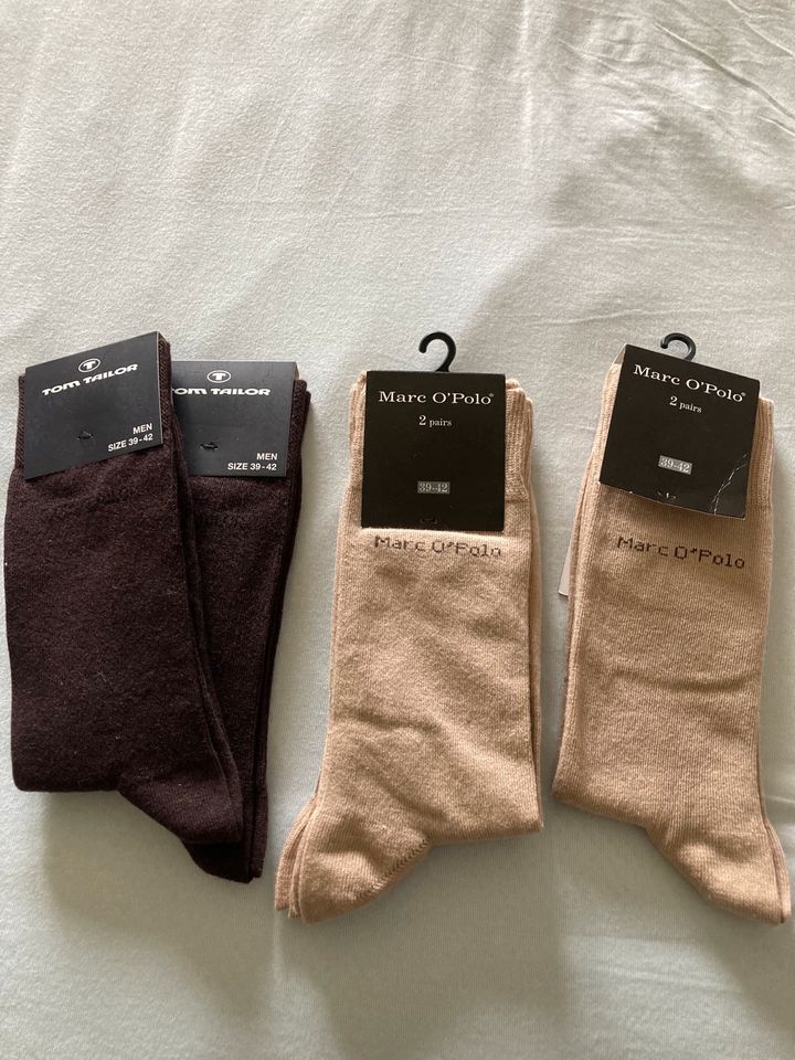 26 Paar Herren Socken neu Gr. 39-42 in Oberahr