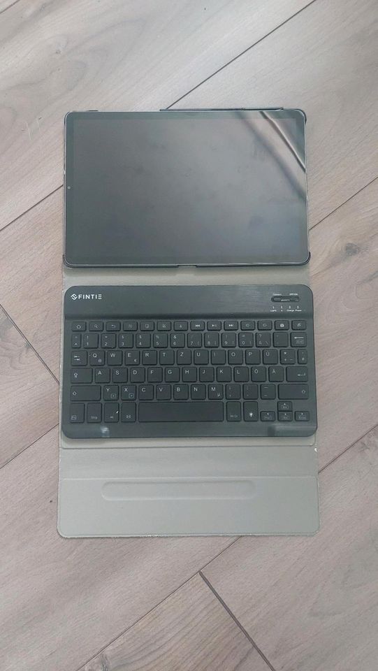 Samsung Tab S6 +Hülle +Tastatur in Roth