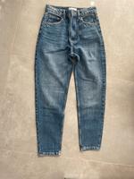 Bershka MOM Jeans Gr 36 neuwertig Bayern - Lochhausen Vorschau