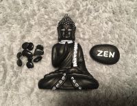 Buddah Zen Garten Zubehör Goth Schwarz Weiß Steine Handbemalt Rheinland-Pfalz - Roßbach (Wied) Vorschau