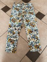 Zara Hose Jeans Gr. 128 Gr. 8 Shorts Blumen Flora Bayern - Gunzenhausen Vorschau