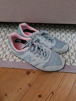 New Balance Turnschuhe Gr. 41 grau rosa Hessen - Hofheim am Taunus Vorschau
