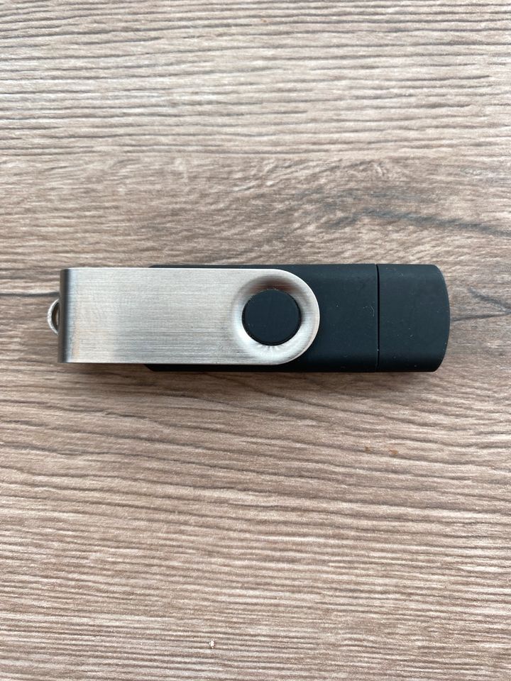 USB Stick Typ USB-A und MICRO USB Basic Line Schwarz 16GB mit Kap in Tuttlingen