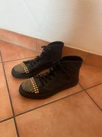 Gucci Leder Sneaker High Top schwarz mit Nieten 38,5 Saarland - Bexbach Vorschau