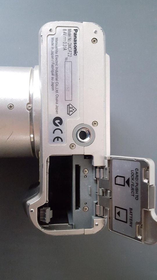 Digitale Kompaktkamera von Panasonic lumix dmc fz2 in Duisburg