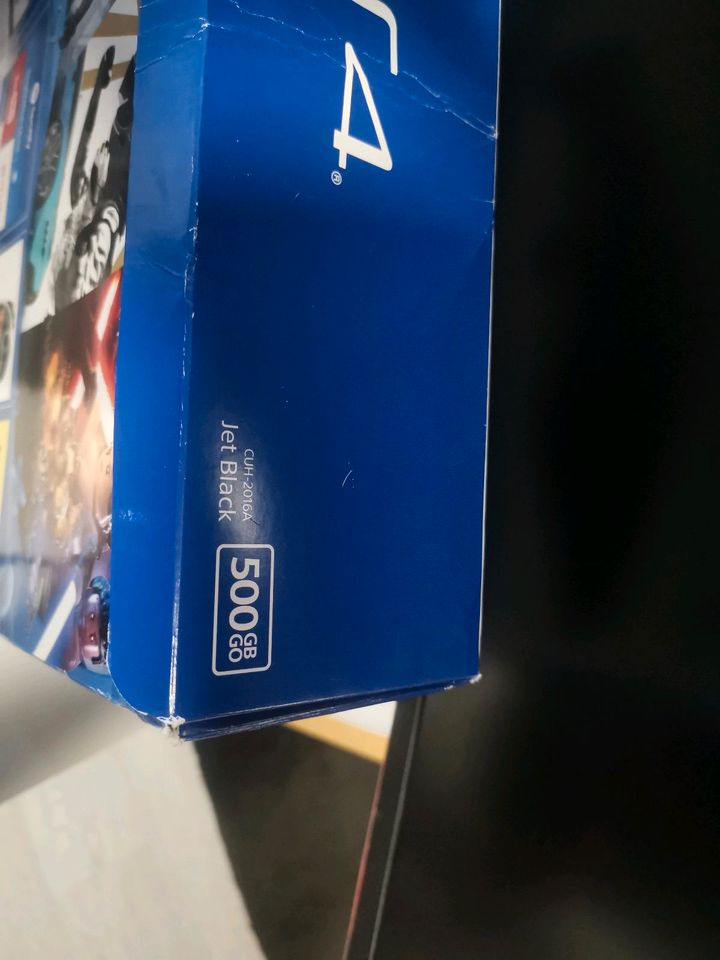 * PS 4 SONY * 2 Controller mit Ladestation * in Ravensburg