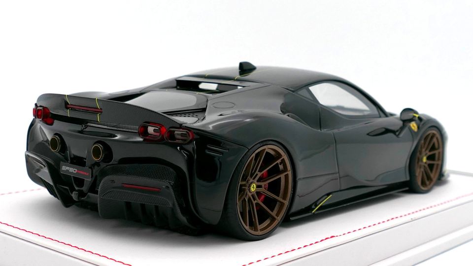 Ferrari Novitec SF90 1:18 Ivy BBR MR Spark GT-Spirit AUTOart D&G in Nordhausen