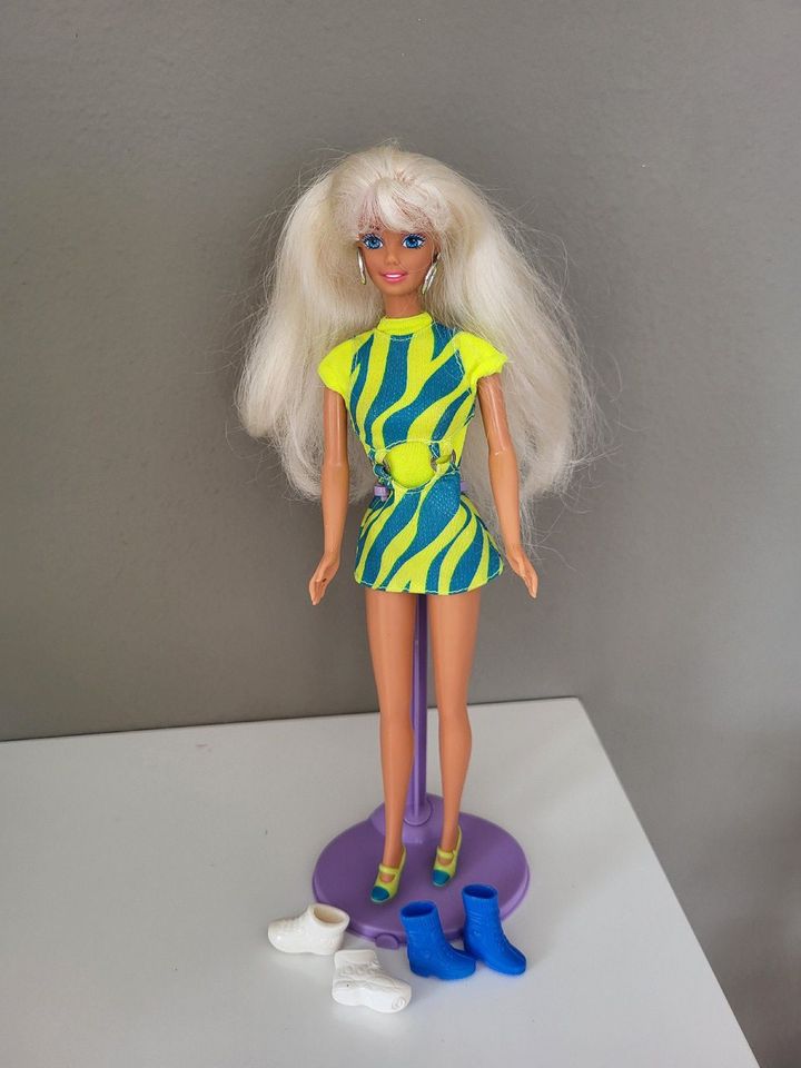 Barbie Puppe ** Movin Groovin ** Stempelschuhe  Vintage  1966 in Tiefenbach Kr Passau