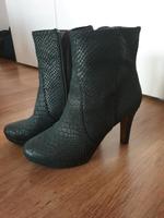 S.Oliver Stiefeletten schwarz Schlangenlook Gr.38 Nordrhein-Westfalen - Remscheid Vorschau