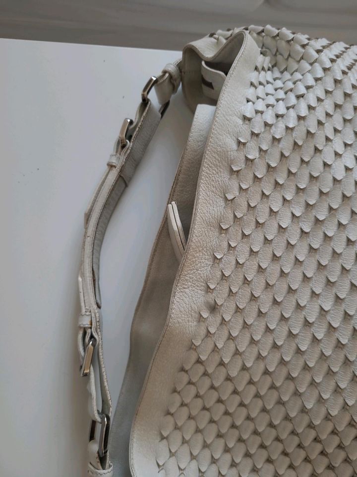 Burberry Tasche weiss original Leder in Berlin