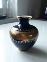 Vase, KPM, royal-blau, 9cm hoch, echt Cobalt, Handarbeit Dithmarschen - Burg (Dithmarschen) Vorschau