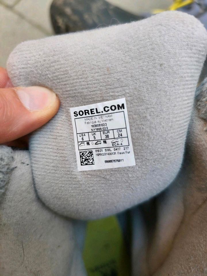 Sorel Winterstiefel Jungen in Friedberg (Hessen)