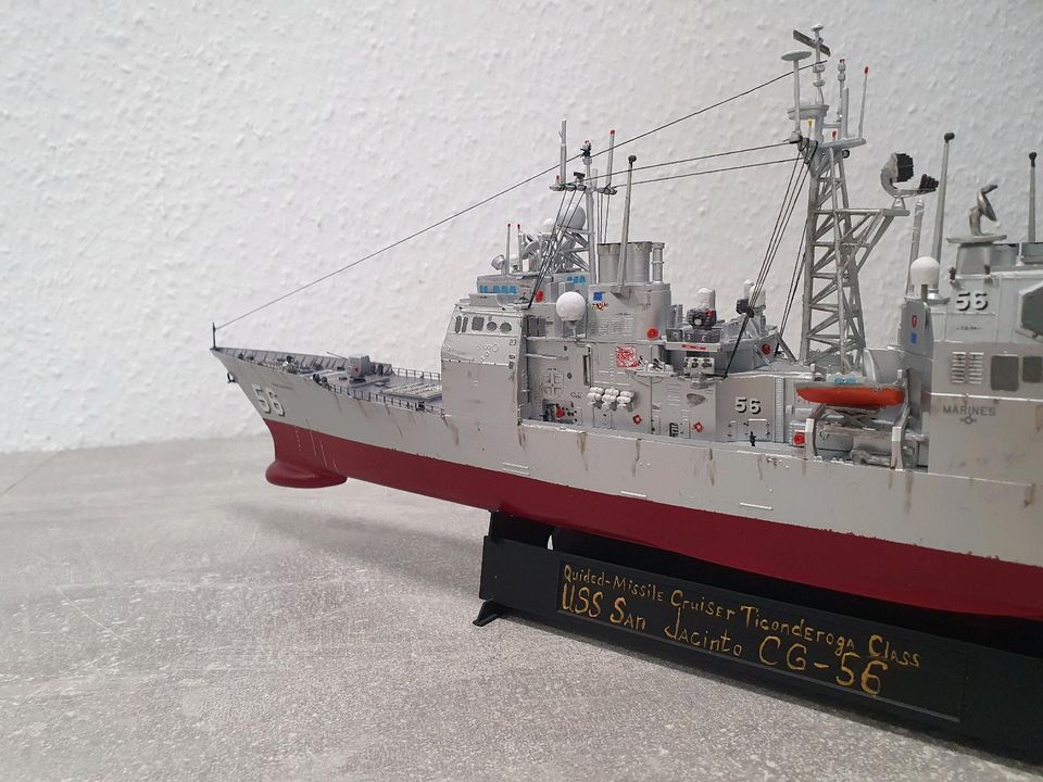 Schiff Model USS TICONDEROGA Class US Navy Cruiser in Böbingen an der Rems