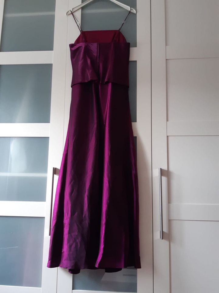 Abendkleid Abiball Kleid Hochzeit Ballkleid 38 lang in Verden