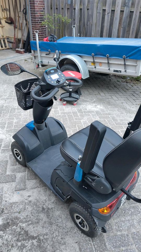 Invacare Elektrofahrzeug, Scooter, E Rollstuhl 10 km/h in Südbrookmerland
