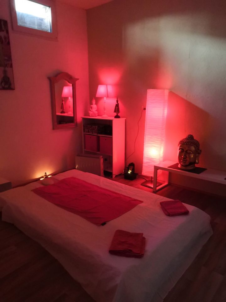 Massage zum Geniessen -Geschenke für Paare 2 x 60 Minuten 80 € in Krefeld