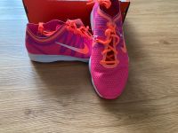 Nike Turnschuhe pink Größe 38 neu mit Etikett Hohe Börde - Ochtmersleben Vorschau