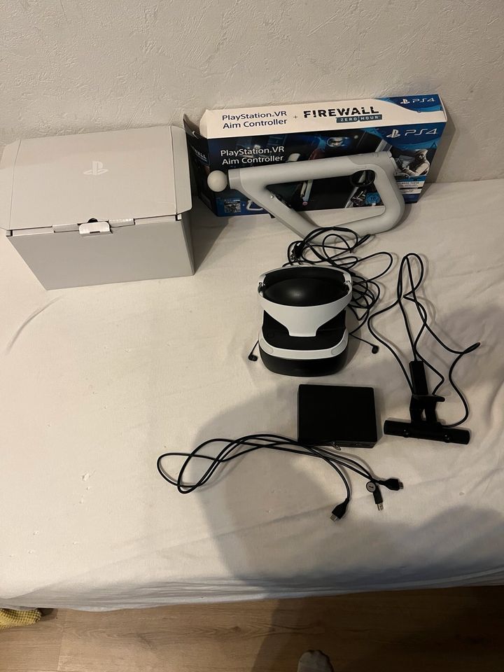 VR Brille für Ps4 und Ps5 mit Kabel Kamera inklusive + VR AIM Gun in Bochum