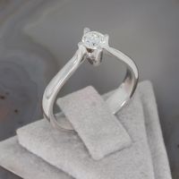 SALE! WERT 1950 € SOLITÄR BRILLANT RING 18K WEIßGOLD vxlt 85383 Essen - Altenessen Vorschau