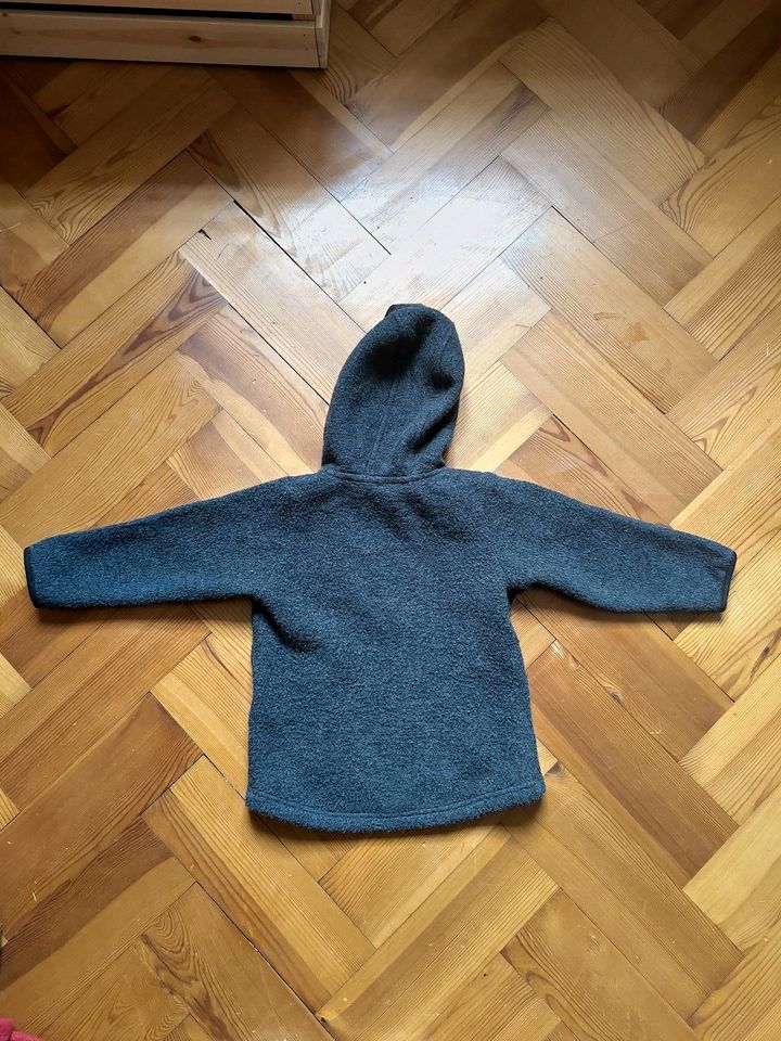 Fleece Strickjacke Hessnatur 98/104 in München