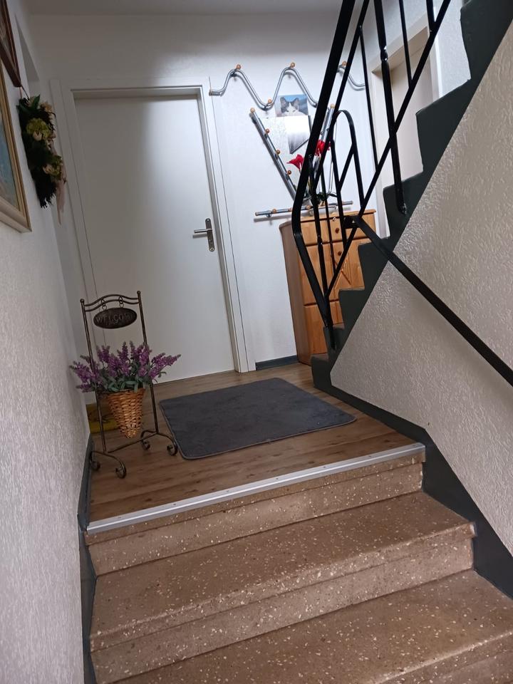 Haus mit  Scheune + Garagen +4 Badezimmer Provisionsfrei in Spangenberg
