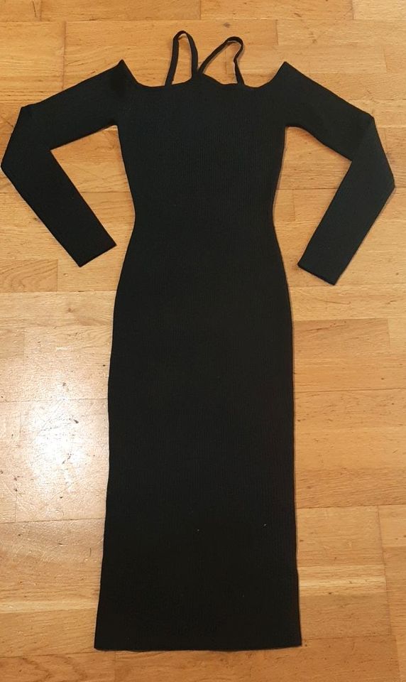 Langes schwarzes Strickkleid, Bodycon Kleid MISSGUIDED in Darmstadt