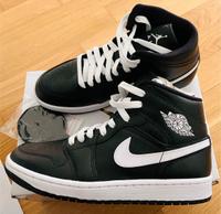 Jordan 1 MiD Leder Sneaker Schwarz Neu Gr. 38,5 Hessen - Offenbach Vorschau