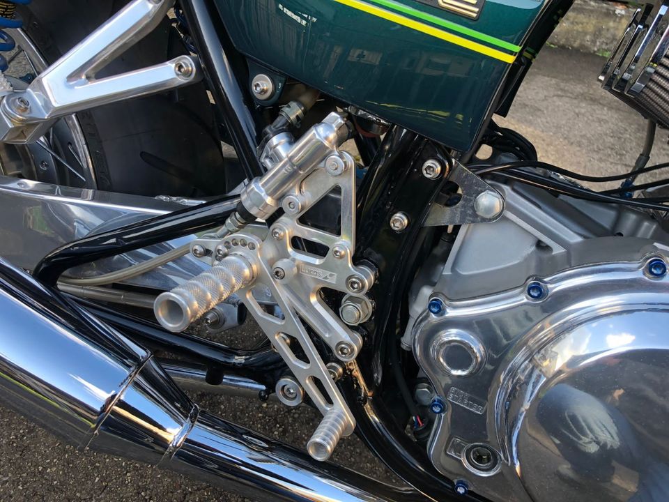 SUZUKI GS750 in Weil im Schönbuch