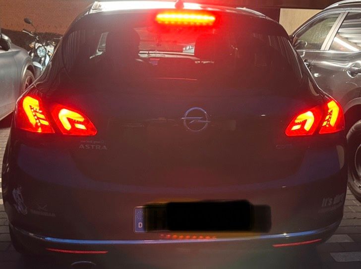 Opel AsTRA J LED Rückleuchten in Hannover