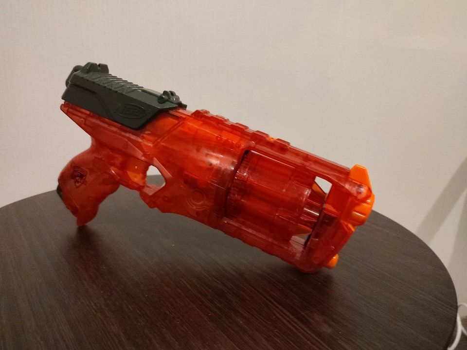 Nerf Elite Strongarm Dart Blaster in Marienberg