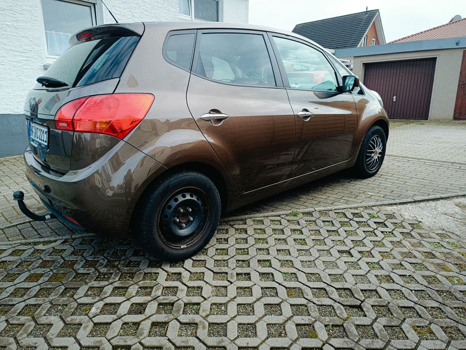 Kia Venga 1.4 LPG AHK SH Schiebe-Panorama in Springe