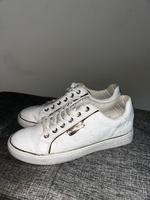 Guess Sneaker Gr.39 Wandsbek - Hamburg Bramfeld Vorschau