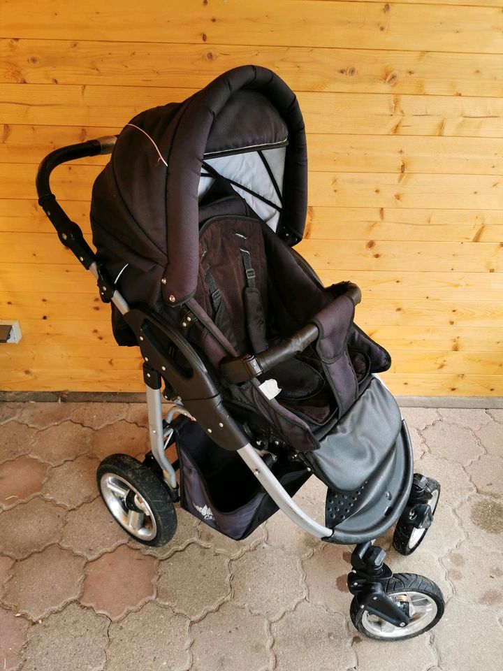 Kinderwagen Set 3 in 1 Bergsteiger Capri in Neulingen