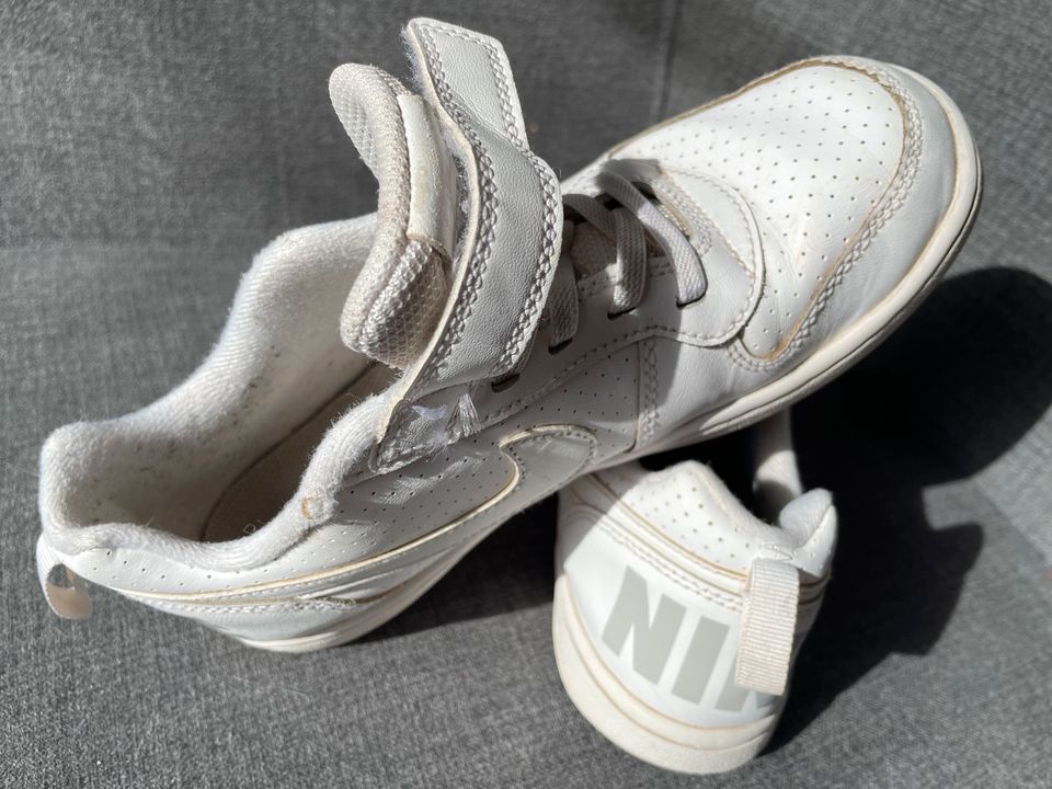 Weiße Nike Sneakers in Gr. 34 in Muhr am See