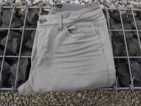 Hose von Marc Cain, taupe, Gr. 2 ( 36 ), skinny, neuwertig. Niedersachsen - Rinteln Vorschau