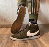 Neuwertige Nike Blazer Mid Sneaker Khaki / Grün Gr.45 Thüringen - Tautenhain Vorschau