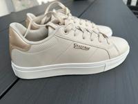 Kangaroos Sneaker beige Neu Gr 40 Plateausohle Sachsen - Bernsdorf Vorschau