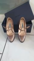 Prada Plateau-Pumps in beige, Lackleder, 37,5 Bayern - Augsburg Vorschau