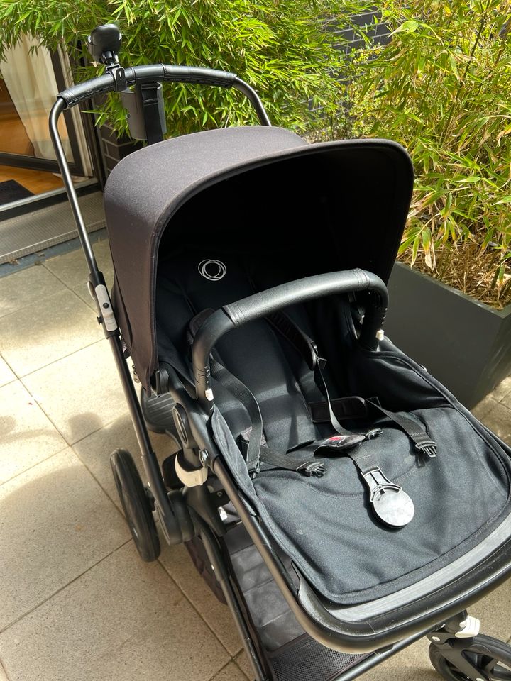 Bugaboo Fox Set - all black mit optionalem Kaiser Fußsack Nelly in Berlin