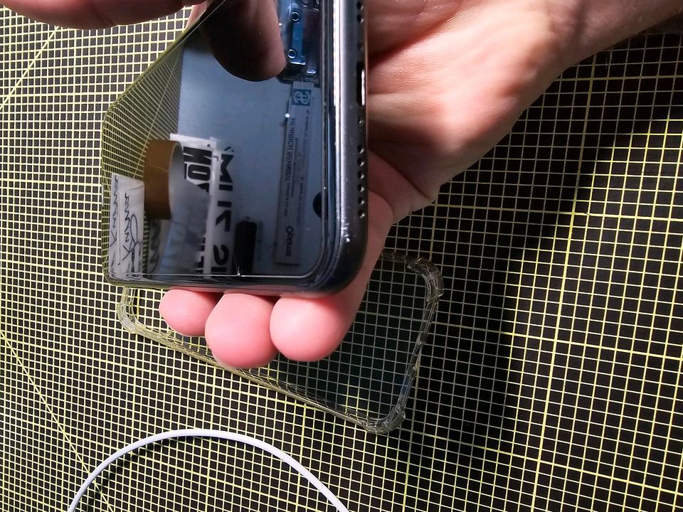 Iphone 11 64gb mit zubehör+ neues panzerglas in Nettetal